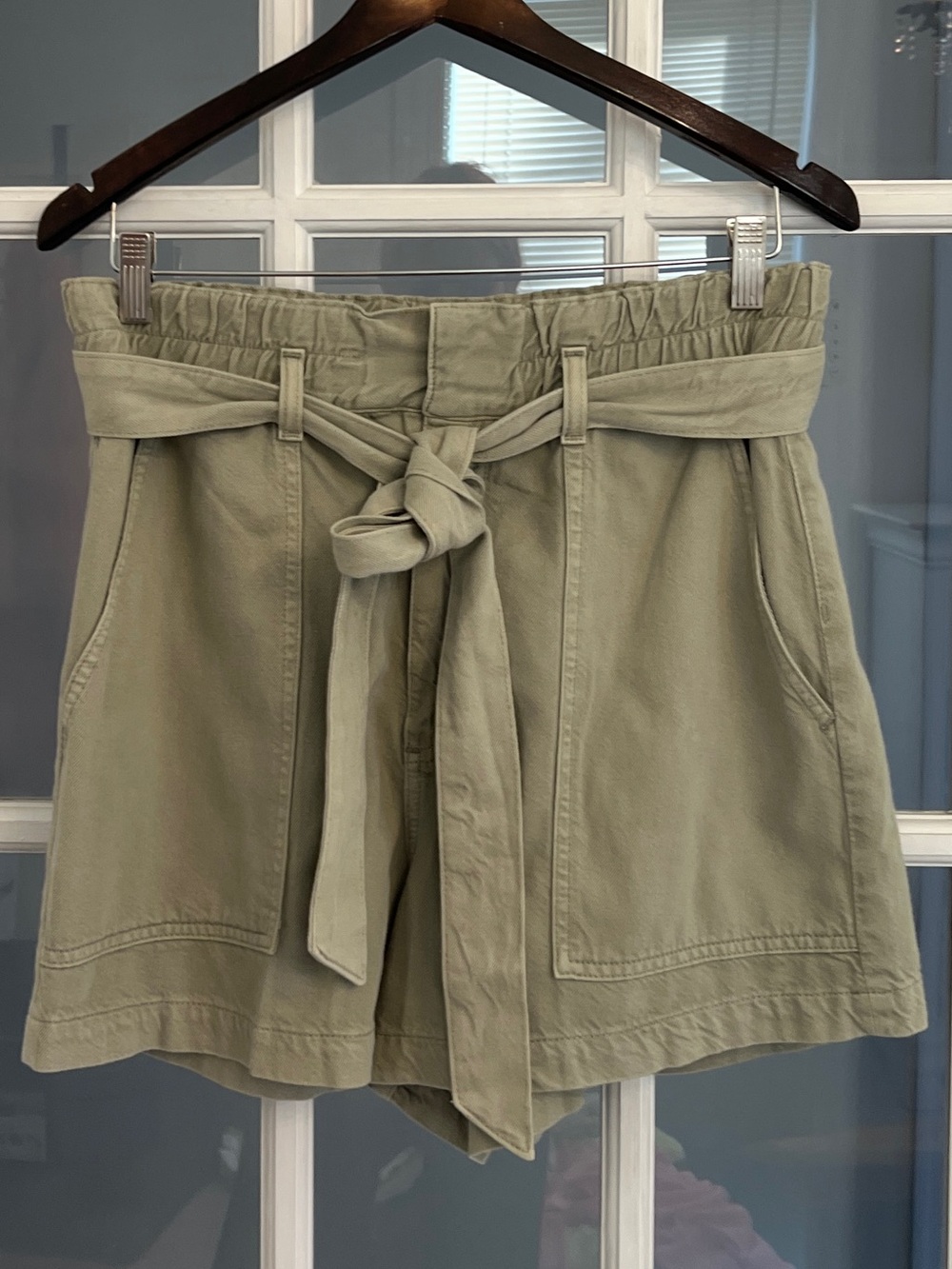 AG Adriano Goldschmied Women’s Kai Green Paperbag Belted High Rise Shorts Sz 32